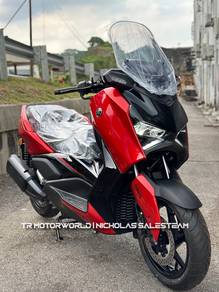 Yamaha XMAX