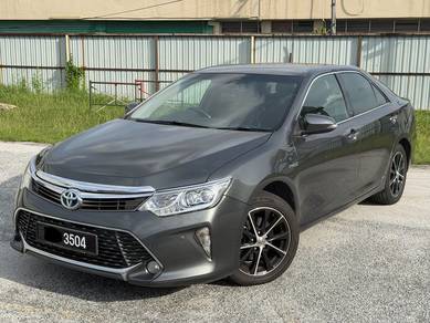 Toyota Camry HYBRID LUXURY in Batu Caves, SGR