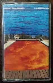 RED HOT CHILI PEPPERS. Kaset