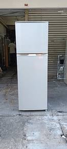 Hitachi fridge refrigerator peti ais 2d peti sejuk
