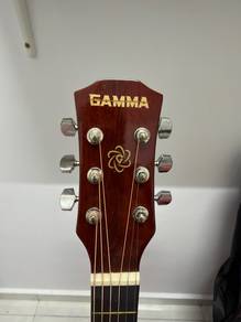 Guitar Second but new