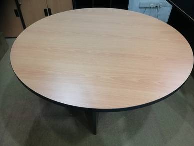 3FT Round Maple Discussion Table TA748