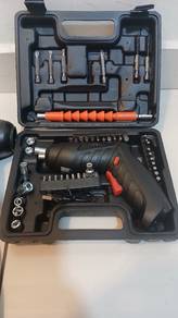screw driver and vacuum cleaner