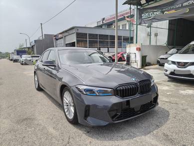 BMW 320i 20i SPORTS (CKD) in Johor Bahru, JHR