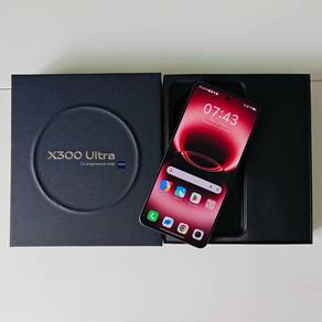 Vivo X300 Ultra 16/512GB Black Full Set LIKE NEW