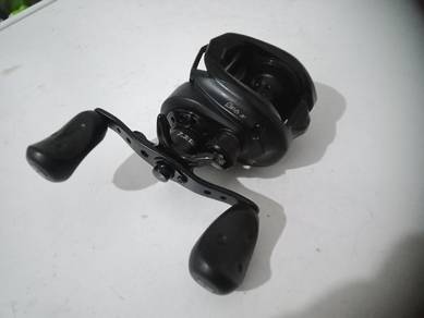baitcasting reel abu garcia revo 4 x - hs - L jdm