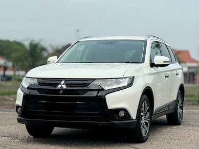 Mitsubishi Outlander 2.0 4WD in Johor Bahru, JHR
