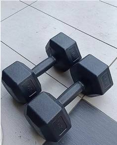 Hexagonal dumbbells 5 kg