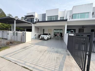 2-storey Terraced House For Sale in Paroi,NSN