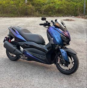 Yamaha XMAX