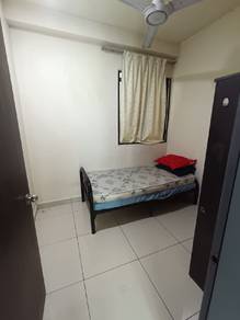 Room in Gombak, KUL
