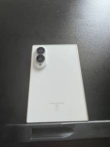 Samsung Galaxy Fold8 – Like New