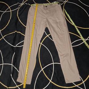 Zara Women Khakis Saiz 30