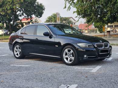 BMW 323i 23i (CKD) in Ipoh, PRK