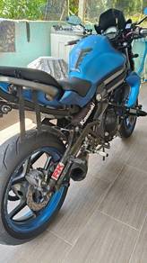 Kawasaki ER-6n