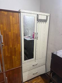 Wardrobe with 2 drawers ( price is negotiable)