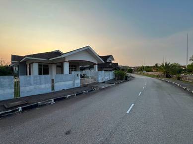 Bungalow House For Sale in Kulim,KDH