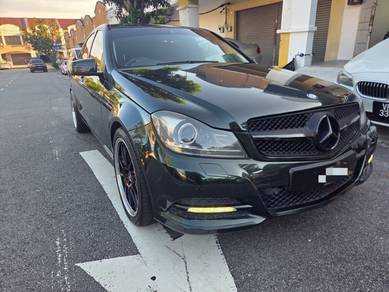 Mercedes Benz C250 250 CGI BlueEFCY AVNTGRDE(CBU) in Puchong, SGR