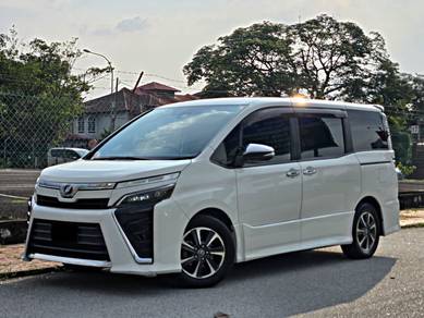 Toyota Voxy S-Z in Seri Kembangan, SGR