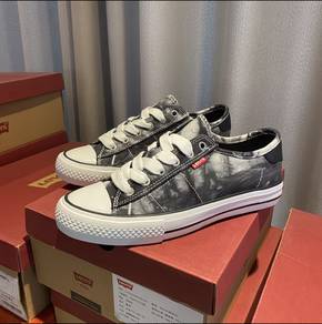 Levi's henry 