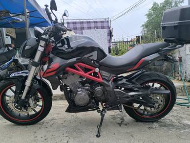 Benelli TNT 249S