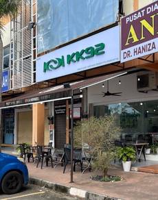 Kafe/restoran untuk dilepaskan