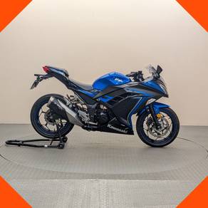 Kawasaki Ninja 300