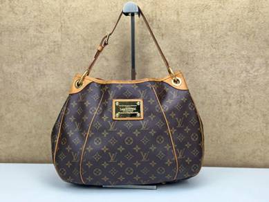Louis Vuitton M56382 Galliera PM