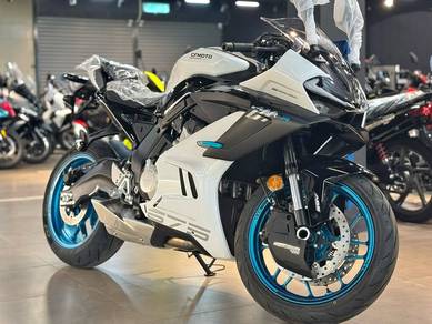 CFMOTO 675SR-R