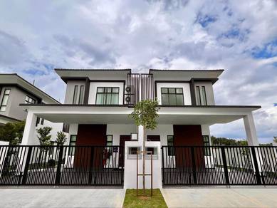 Semi-Detached House For Sale in Seremban,NSN