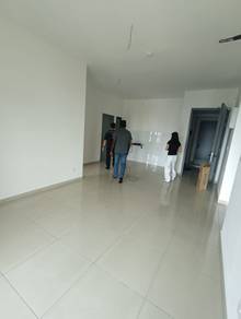Service Residence For Sale in Parkland Residence @ Kajang 2
