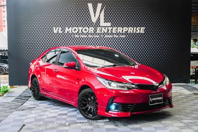 Toyota Altis ALTIS V in Desa Petaling, KUL