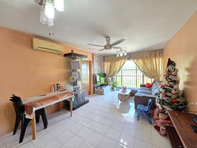 Apartment For Sale in Taman Kristal