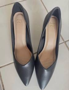 Bata Flexible High Heels Woman Formal Black Shoes