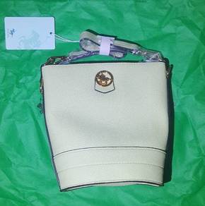 POLO HILL Hand Bag