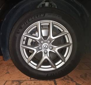 Volvo 18 Inch 5 Y Spoke Alloy Rims