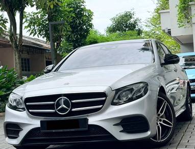Mercedes Benz E350 350 AMG LINE HYBRID in Puchong, SGR
