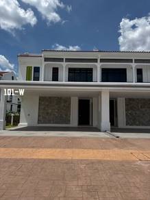 Semi-Detached House For Sale in Setia Eco Park,SGR