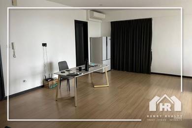 Condominium For Sale in Lido Avenue