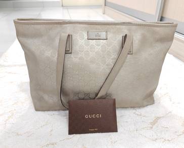 Gucci silver