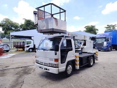 Isuzu NKR58E Skylift 12M
