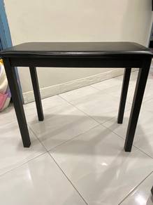 Kerusi piano