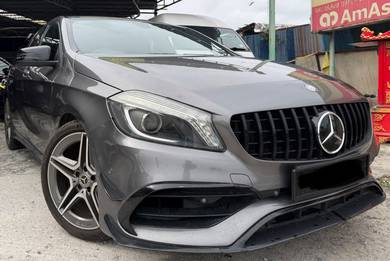 Mercedes Benz A200 200 BlueEFCY (CBU) in Old Klang Road, KUL