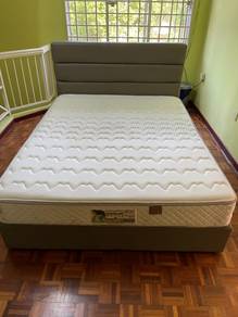 Divan Bed / Tilam