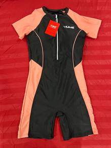 Women‘s swimsuit