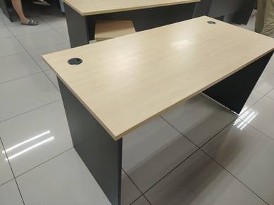 5FT Maple Office Table TF720