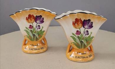 Czechoslovakian hand painted lusterware vase 2