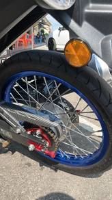 Alloy aiksia