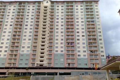 Apartment For Sale in Lakeview Apartments