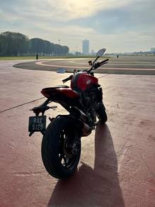 Ducati Monster M900